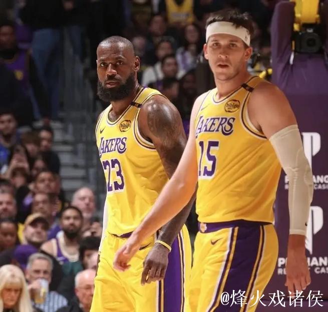 东契奇+詹姆斯+里夫斯，三巨头的阵容，到底能否争冠？